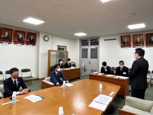 1C49582B-7F55-4B6E-AF3D-5A44CA2652BD